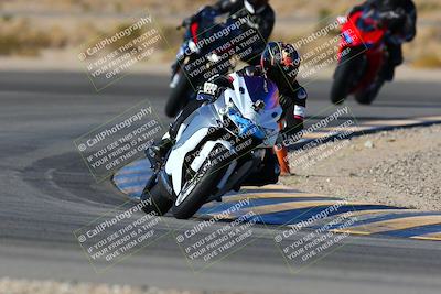 media/Jan-09-2022-SoCal Trackdays (Sun) [[2b1fec8404]]/Turn 11 (935am)/